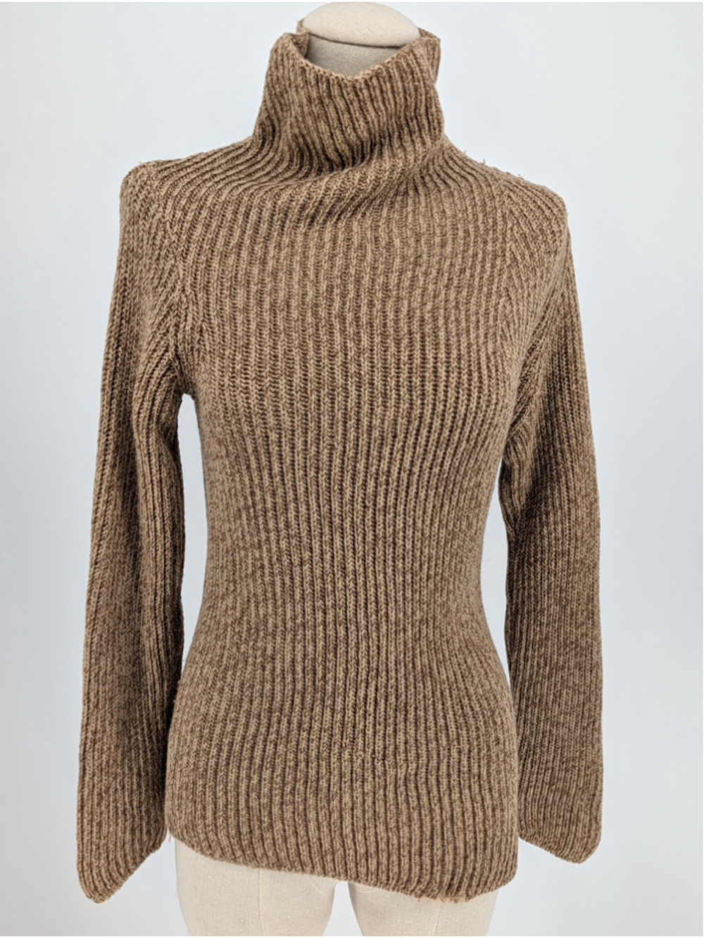 Weekend Max Mara M 100% Virgin Wool Ribbed Turtleneck Sweater Italy Camel